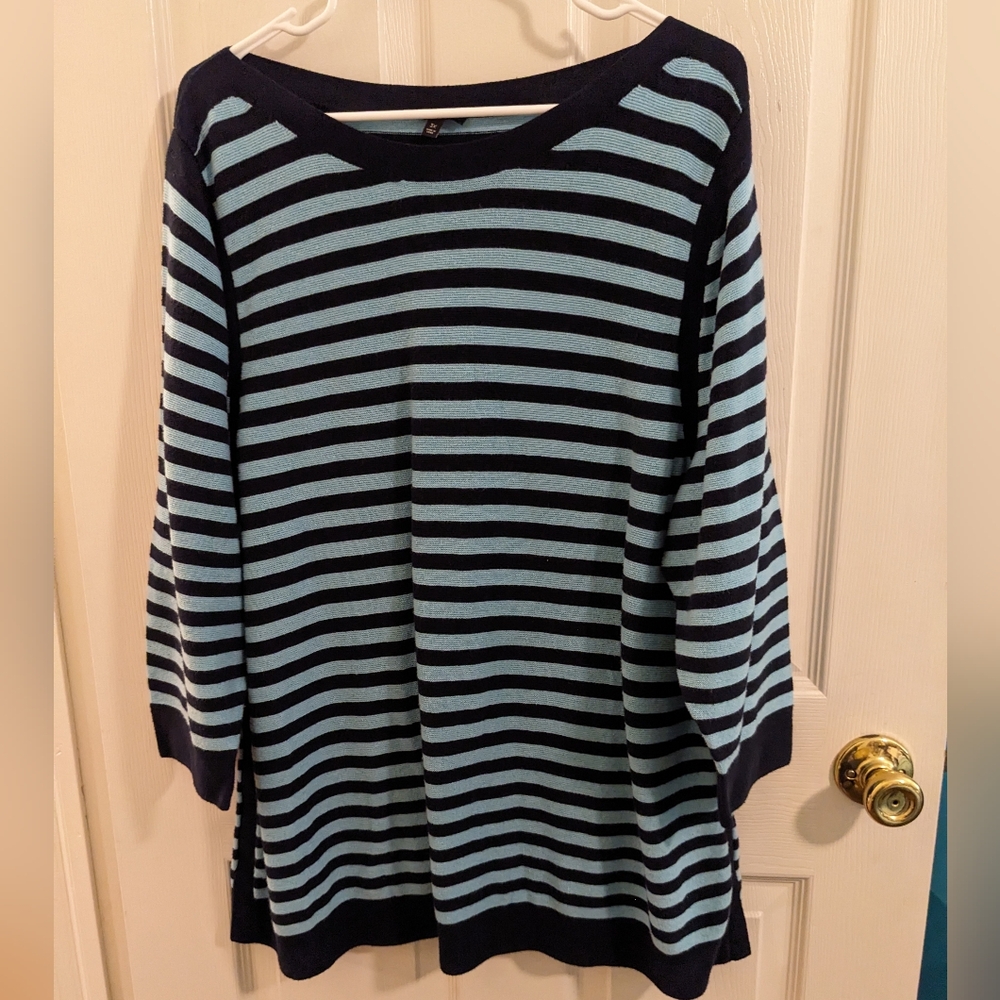 Talbots lightweight, 3/4 sleeve, blue striped sweater, size 3X